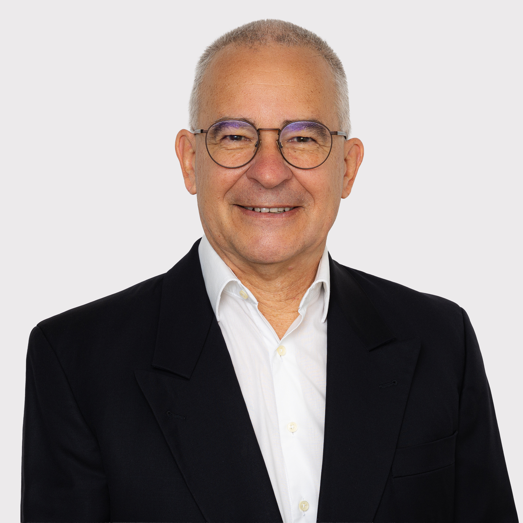  Daniel Schmid